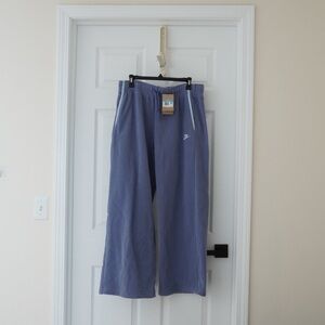 Nike Women's Sportswear Club Fleece Cozy Wide Leg Sweatpants Size M